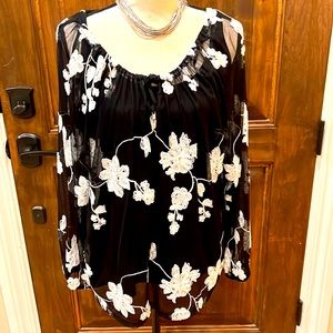 Frank Lyman Two-Piece Blouse Set